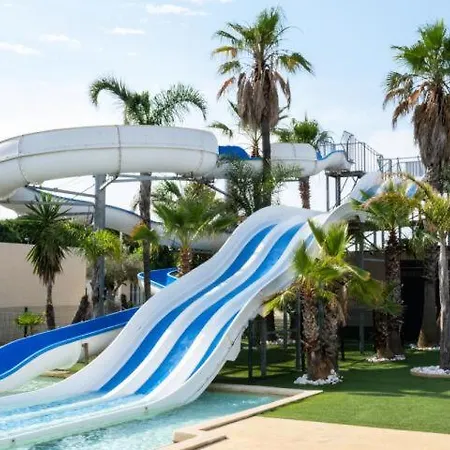 Domaine De Tamaris, A 600m De La Plage, 3 Et Sejour Clic Clac, Wifi, Cuisine Climatisee, 7 Couchages Animations Et Piscines En Supplement - Lrtams10 *
