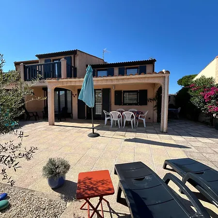 Domaine De Tamaris, A 600m De La Plage, 3 Et Sejour Clic Clac, Wifi, Cuisine Climatisee, 7 Couchages Animations Et Piscines En Supplement - Lrtams10 *