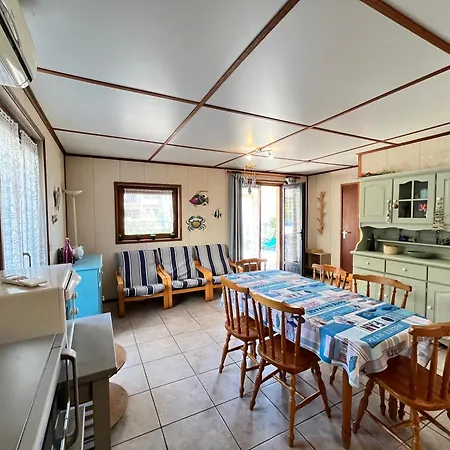 Domaine De Tamaris, A 600m De La Plage, 3 Et Sejour Clic Clac, Wifi, Cuisine Climatisee, 7 Couchages Animations Et Piscines En Supplement - Lrtams10