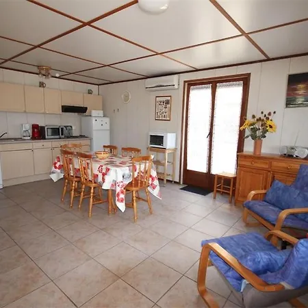 Willa Domaine De Tamaris, A 600m De La Plage, 3 Et Sejour Clic Clac, Wifi, Cuisine Climatisee, 7 Couchages Animations Et Piscines En Supplement - Lrtams10 *